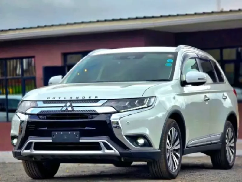 Mitsubishi OUTLANDER   - 2019