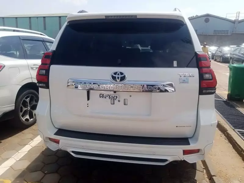 Toyota Landcruiser Prado