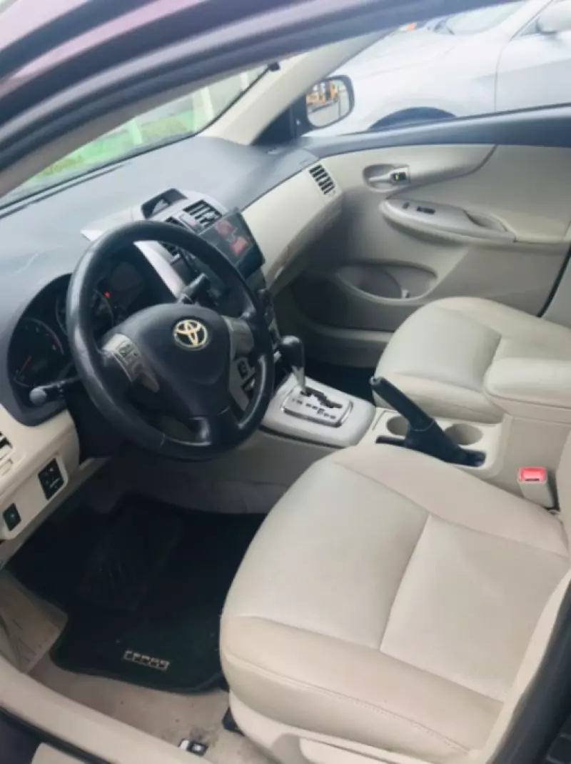 Toyota Corolla   - 2013