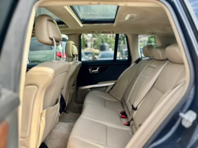 Mercedes-Benz GLK 350   - 2011