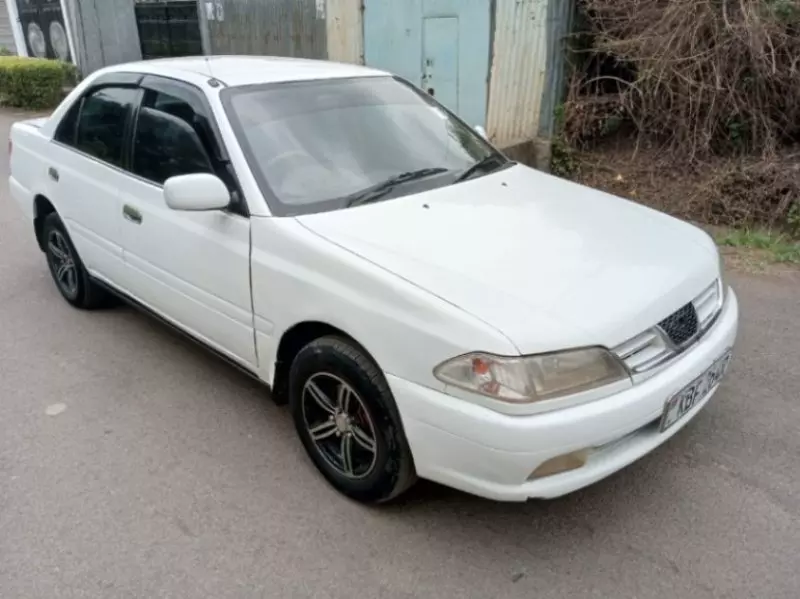 Toyota Carina   - 2001
