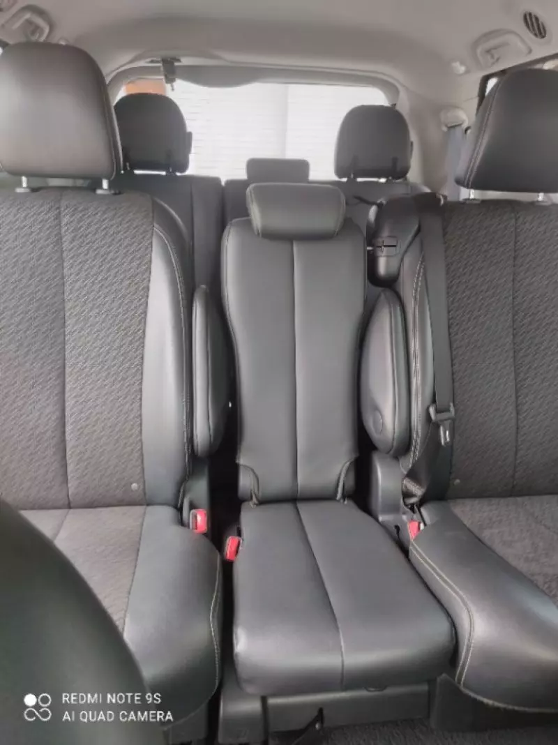 Toyota Sienna   - 2012