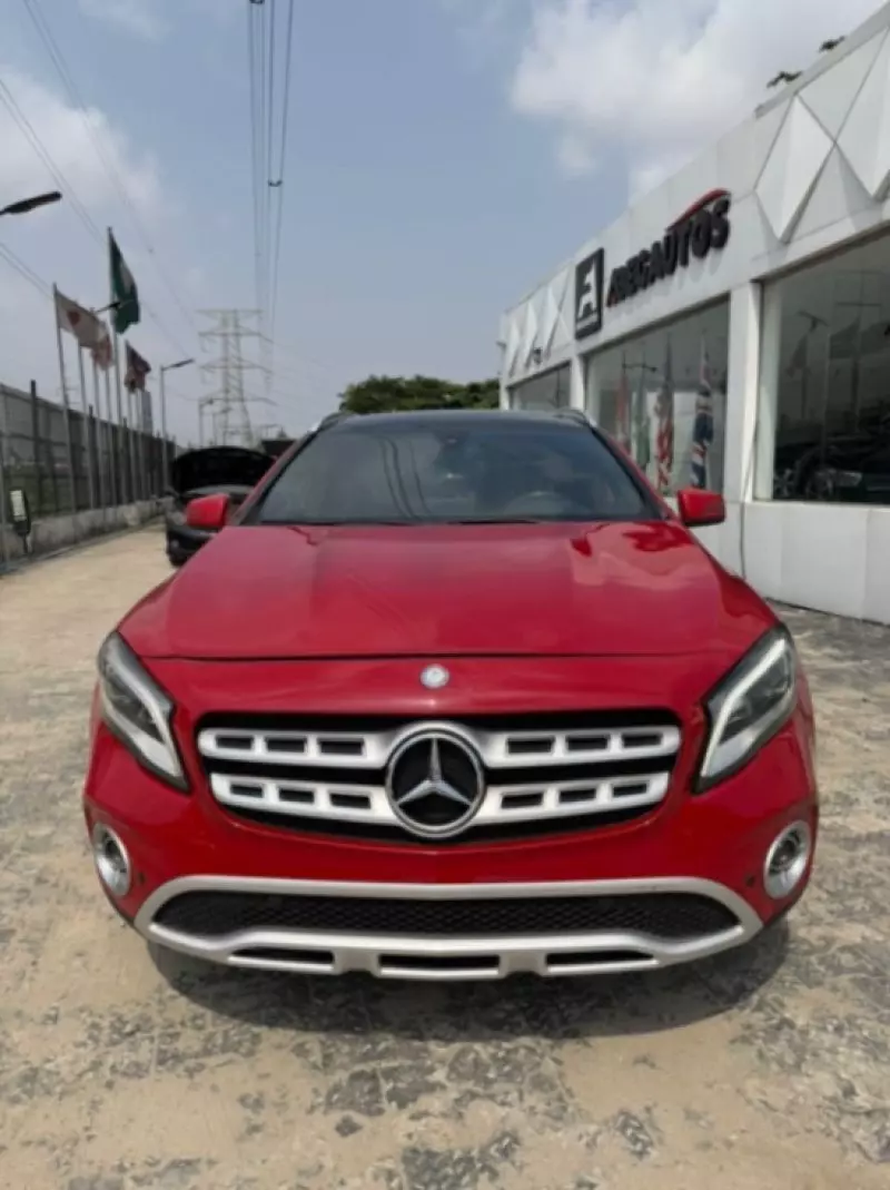 Mercedes-Benz GLA 250