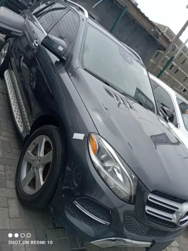 Mercedes-Benz GLE 350   - 2016