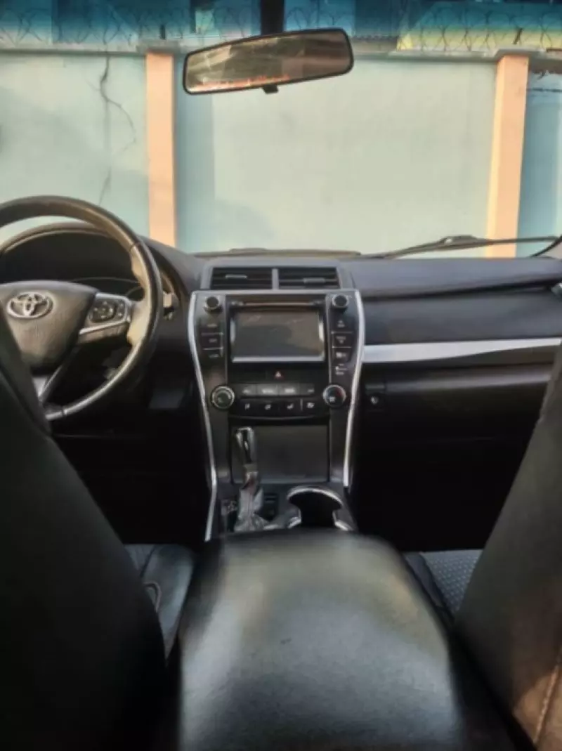 Toyota Camry   - 2015