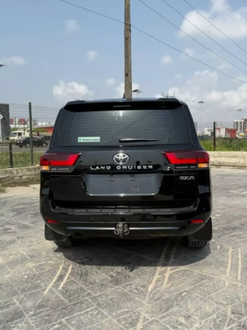 Toyota Land Cruiser GXR   - 2021