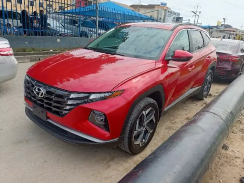 Hyundai Tucson   - 2023