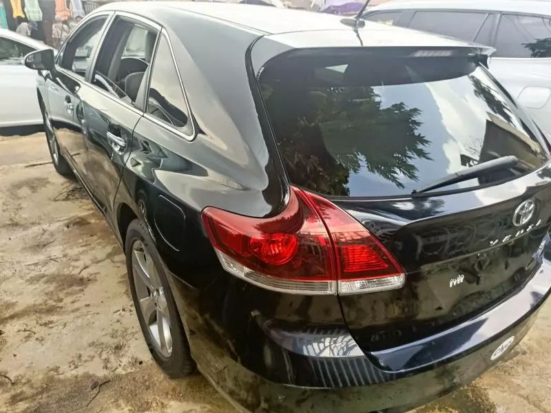 Toyota Venza   - 2013