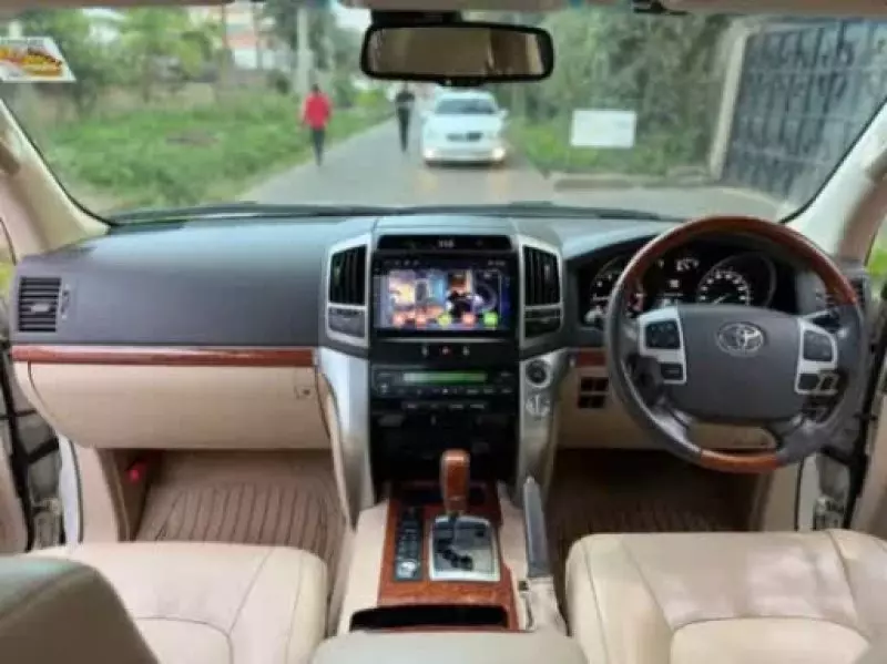 Toyota Landcruiser ZX