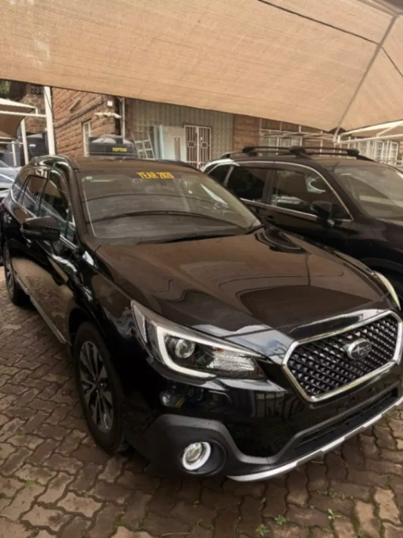 Subaru Outback   - 2020