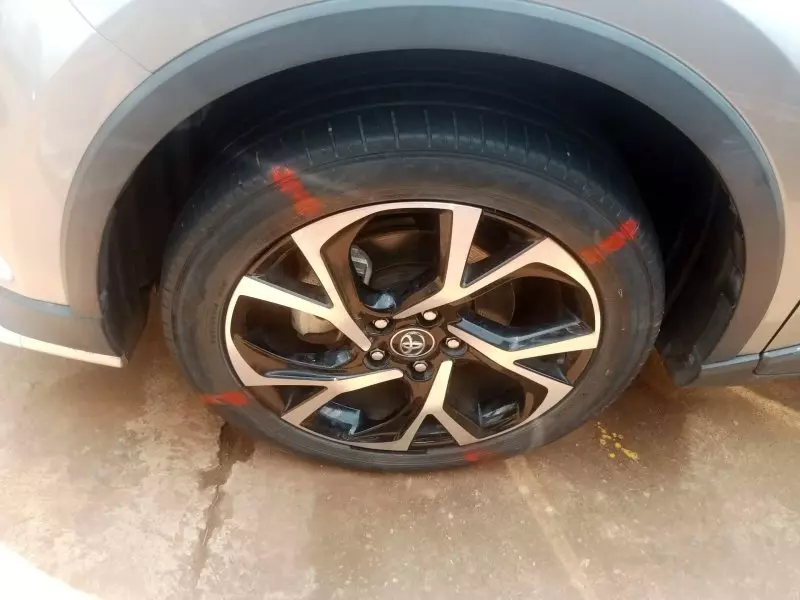 Toyota C-HR   - 2018