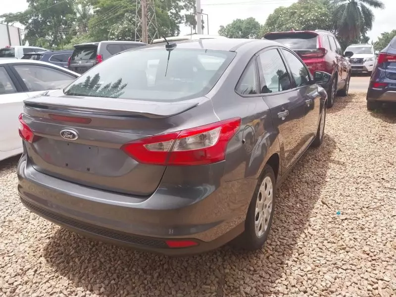 Ford Focus   - 2017