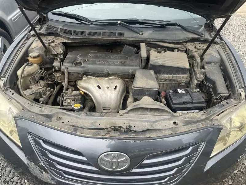 Toyota Camry   - 2009