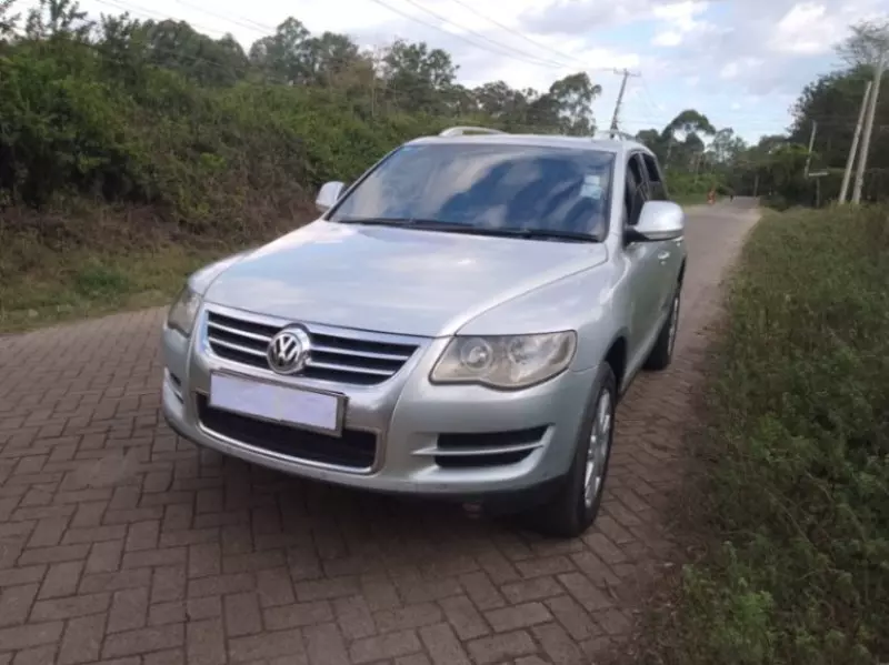 Volkswagen Touareg   - 2008