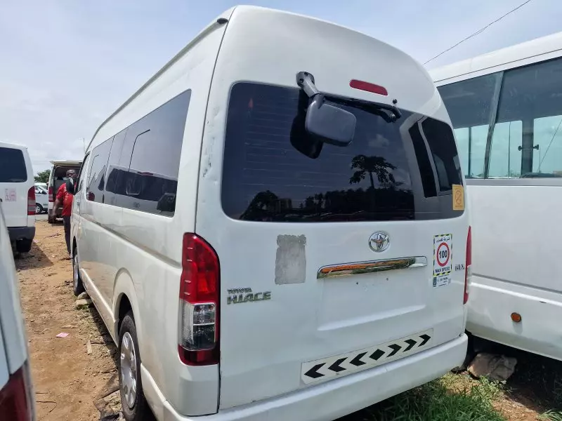 Toyota Hiace (High Roof)   - 2015