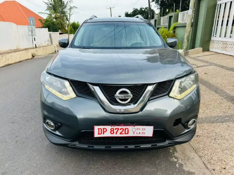 Nissan Rogue   - 2016