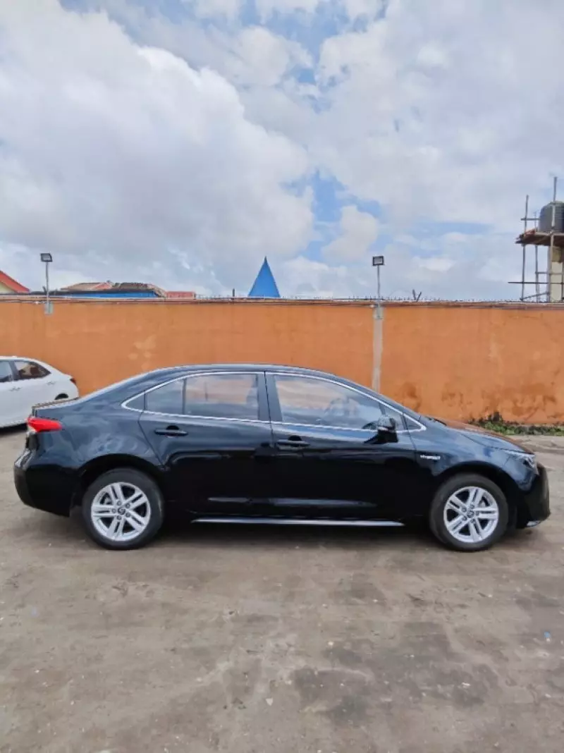 Toyota Corolla   - 2019