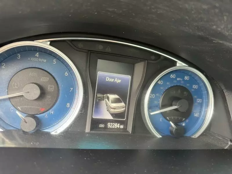 Toyota Camry   - 2016