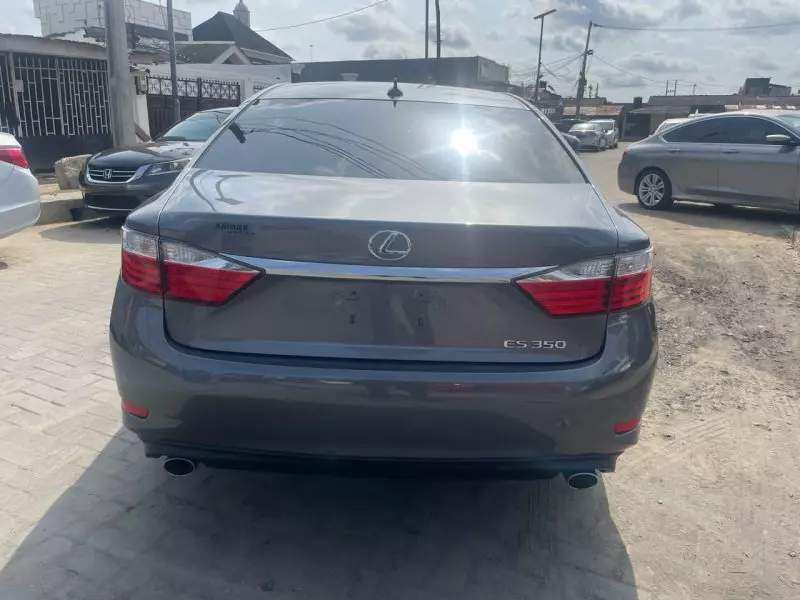 Lexus ES 350   - 2013