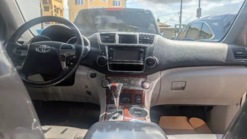 Toyota Highlander   - 2018