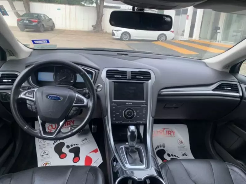 Ford Fusion   - 2014