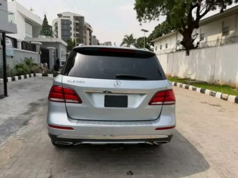 Mercedes-Benz GLE 350