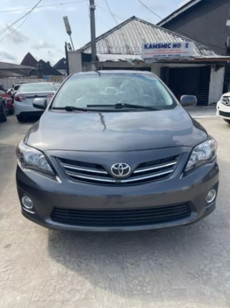 Toyota Corolla - 2013