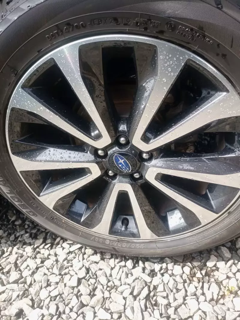 Subaru Forester   - 2017