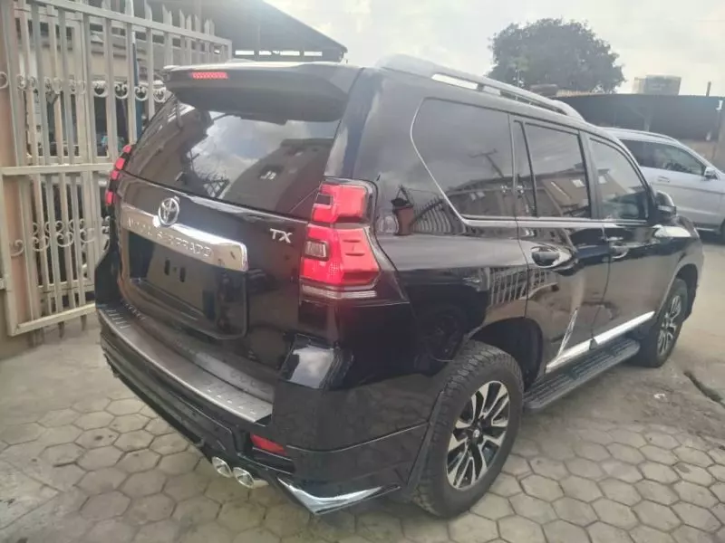 Toyota Land Cruiser Prado   - 2019