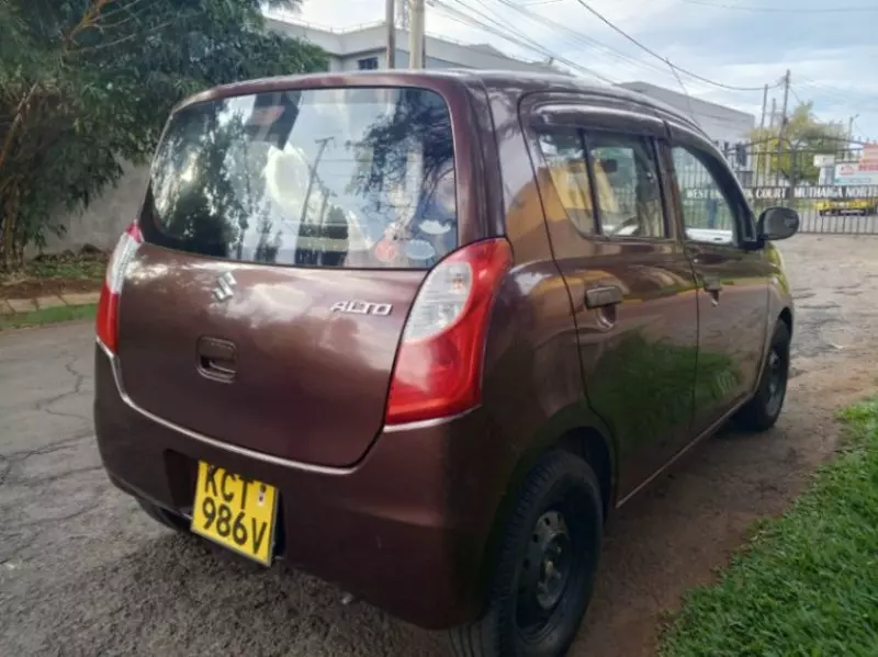 SUZUKI alto