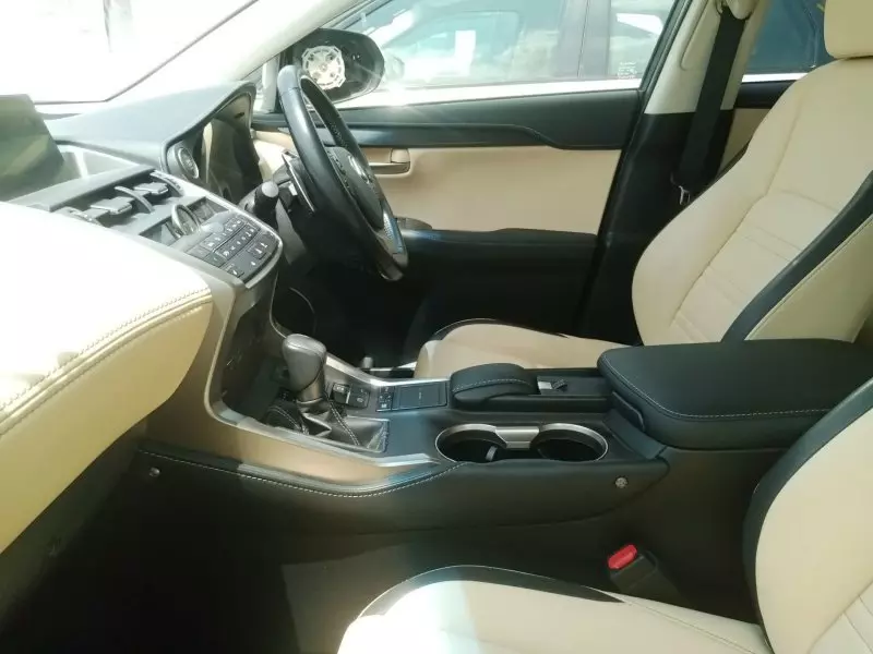 Lexus NX 200T   - 2016