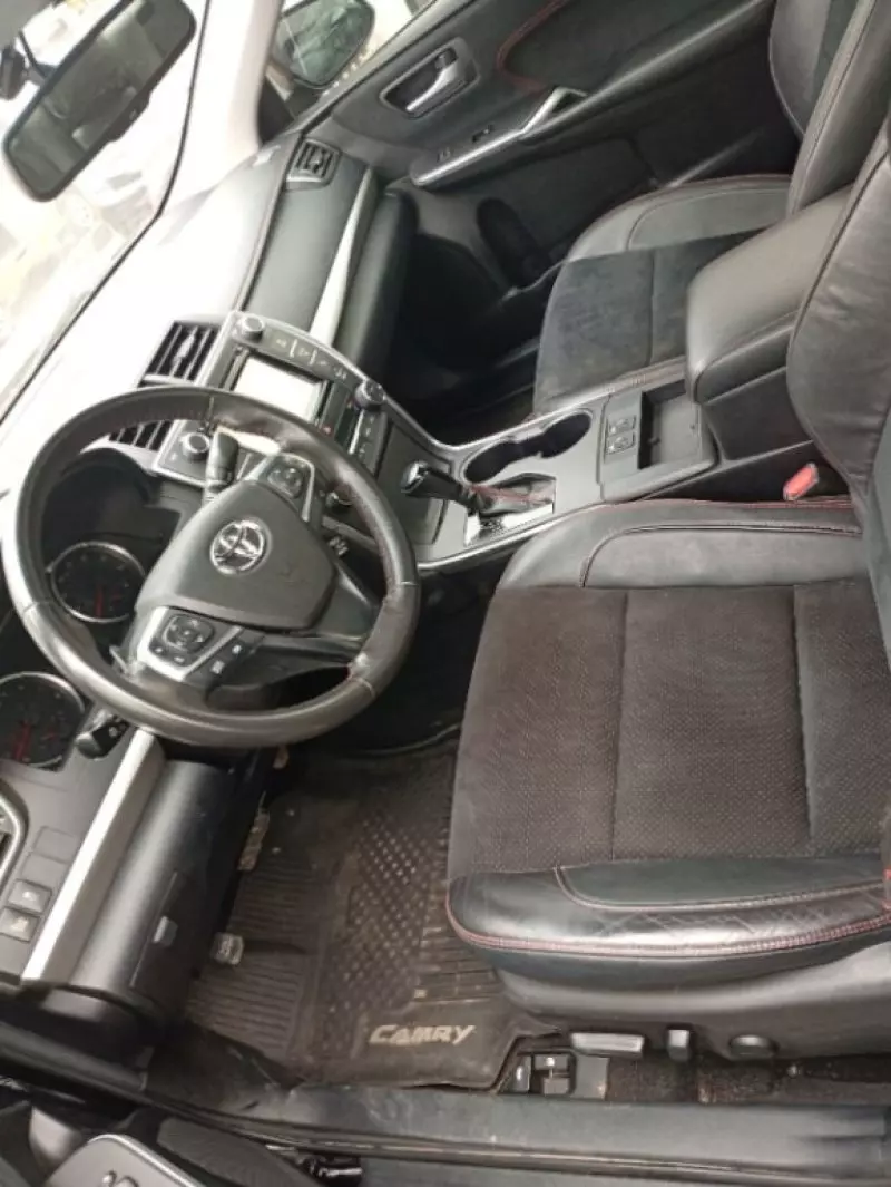 Toyota Camry   - 2017