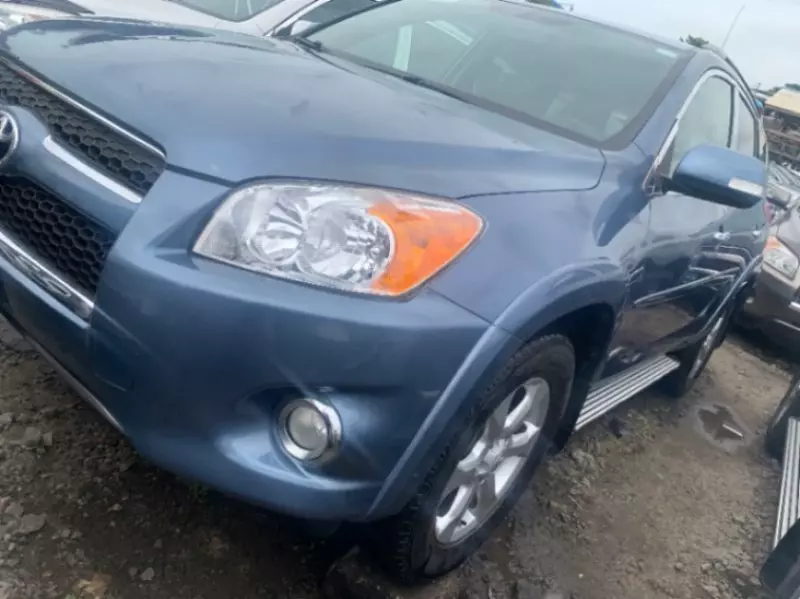 Toyota RAV 4   - 2009