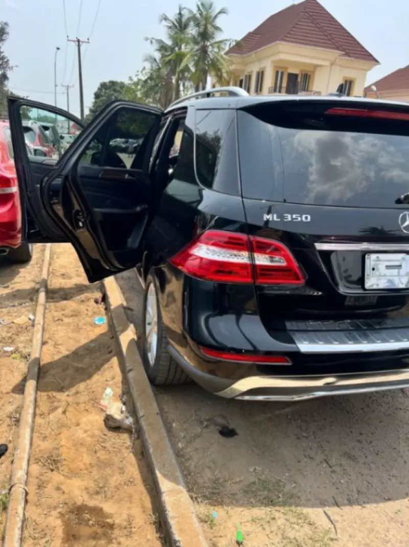 Mercedes-Benz ML 350   - 2012