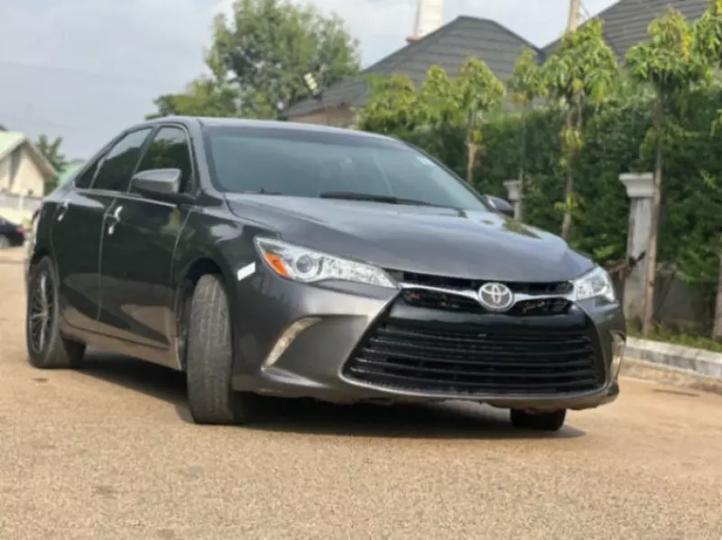 Toyota Camry   - 2015