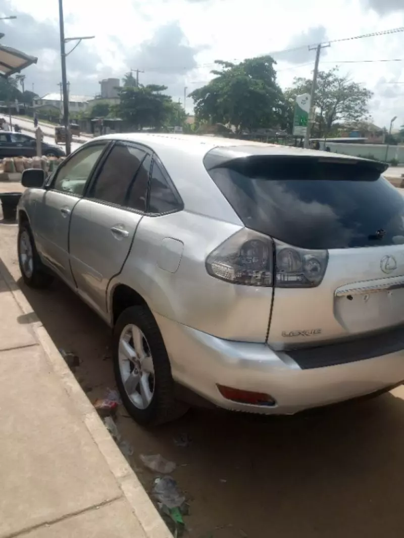 Lexus RX 350   - 2009