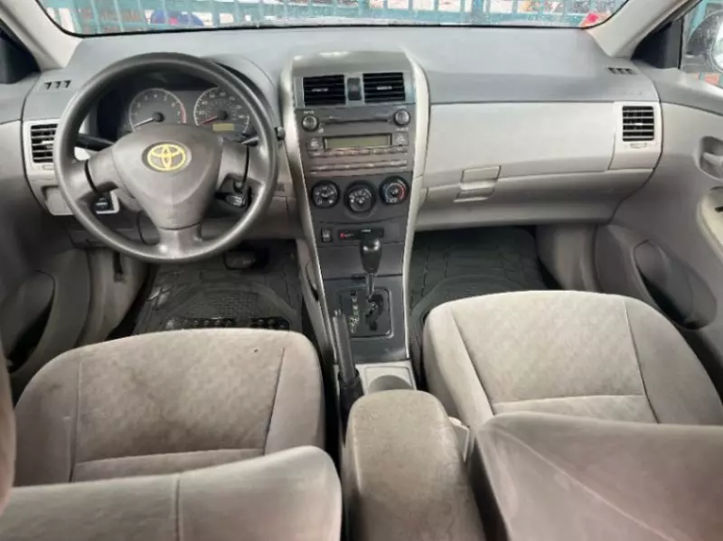 Toyota Corolla   - 2013