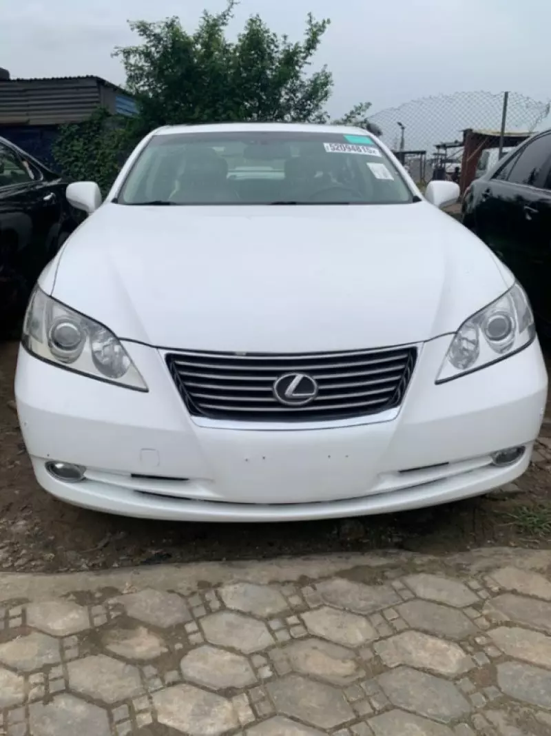 Lexus ES 350   - 2009