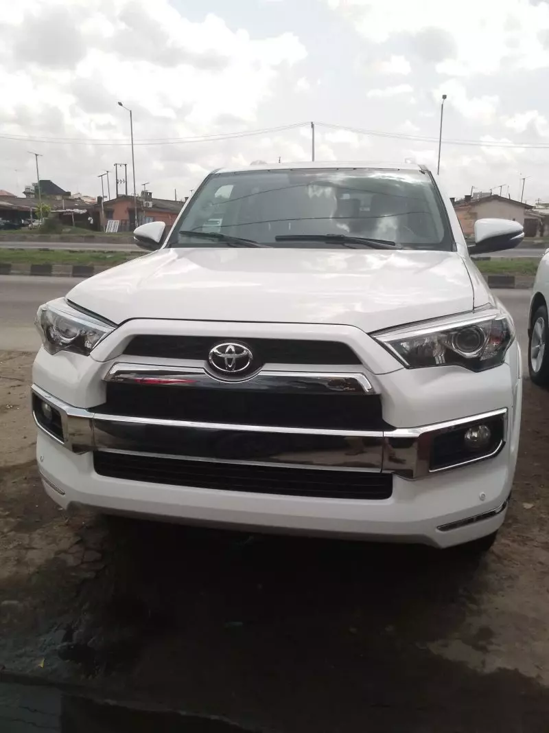 Toyota 4-Runner   - 2019