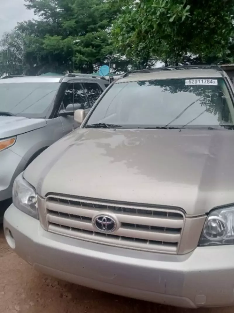 Toyota Highlander   - 2006