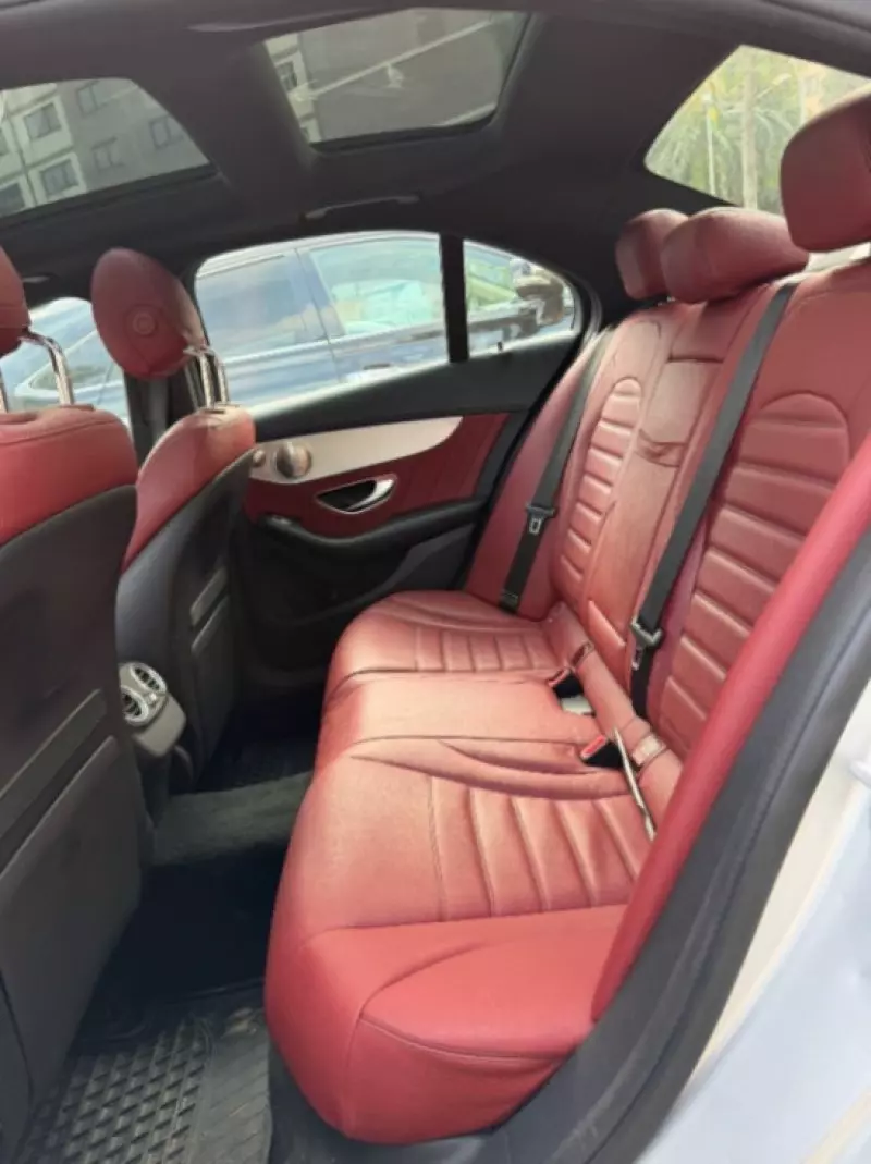 Mercedes-Benz C 300 - 2014