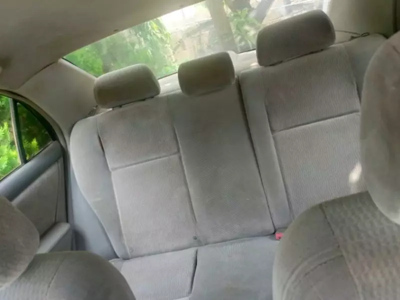 Toyota corolla   - 2006