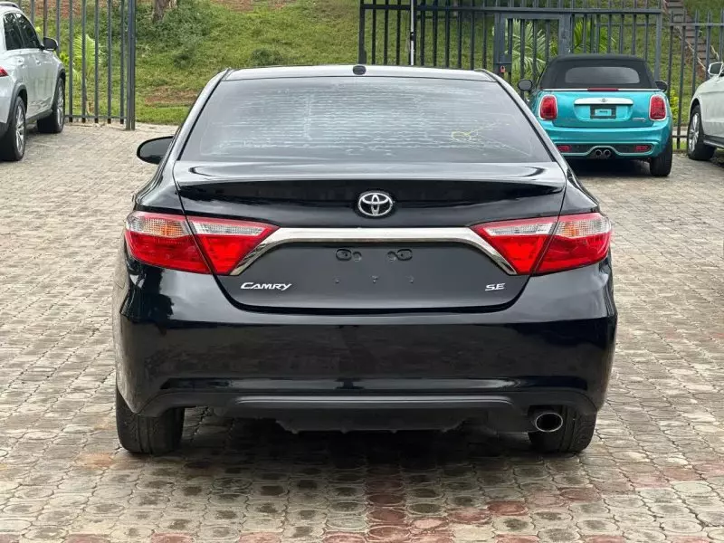 Toyota Camry   - 2015