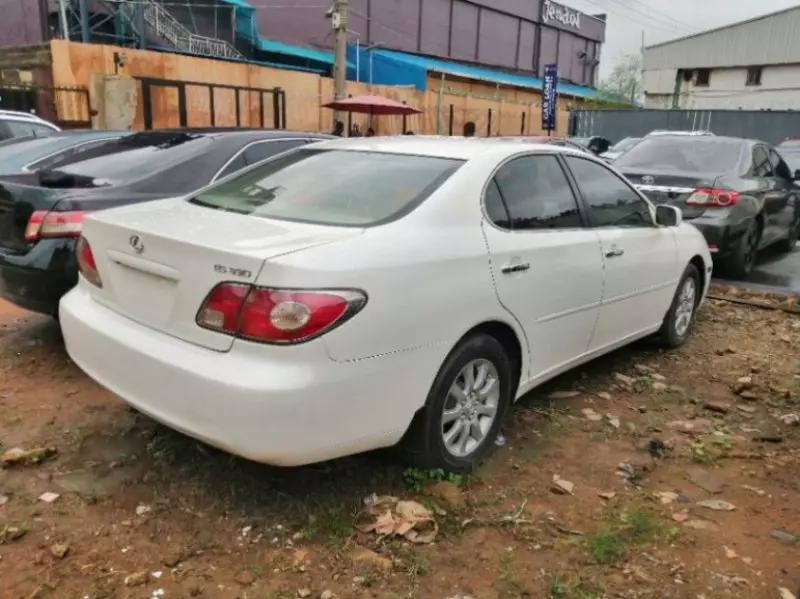 Lexus ES   - 2004