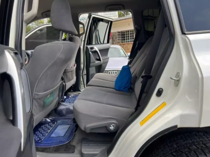 Toyota Landcruiser Prado   - 2016