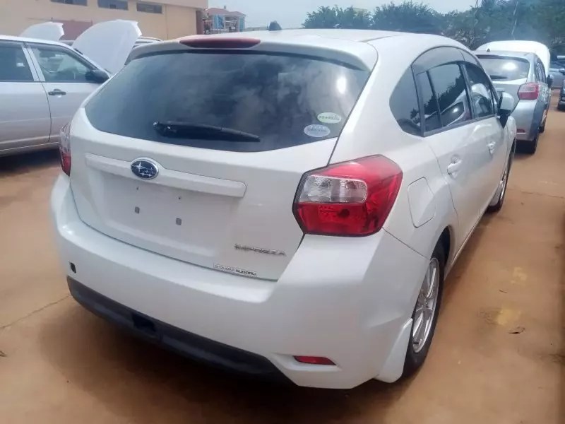 Subaru Impreza   - 2014