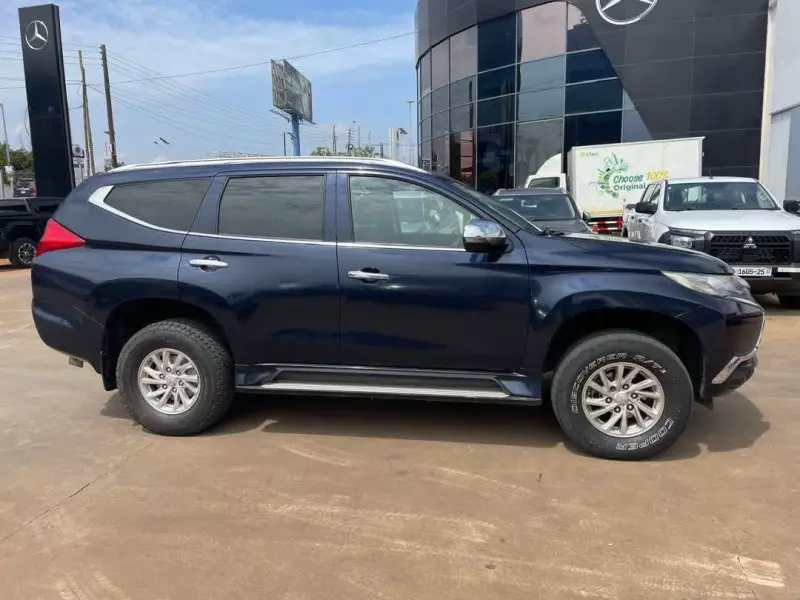 Mitsubishi Pajero Sport   - 2018