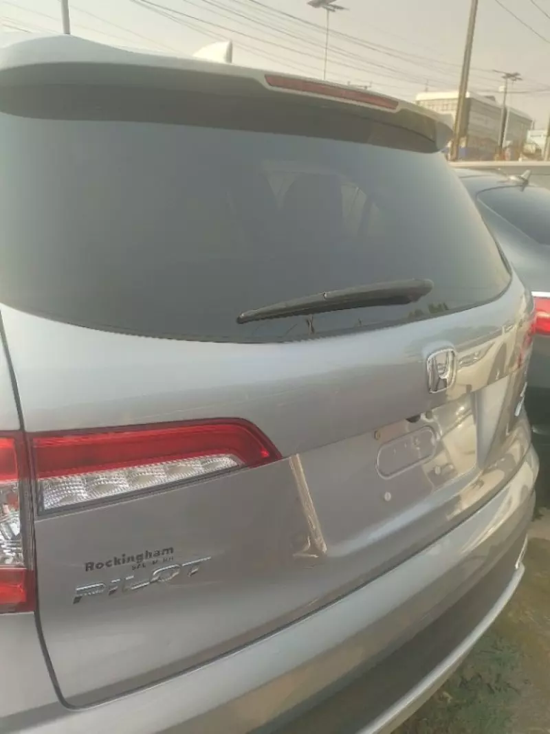 Honda Pilot   - 2019