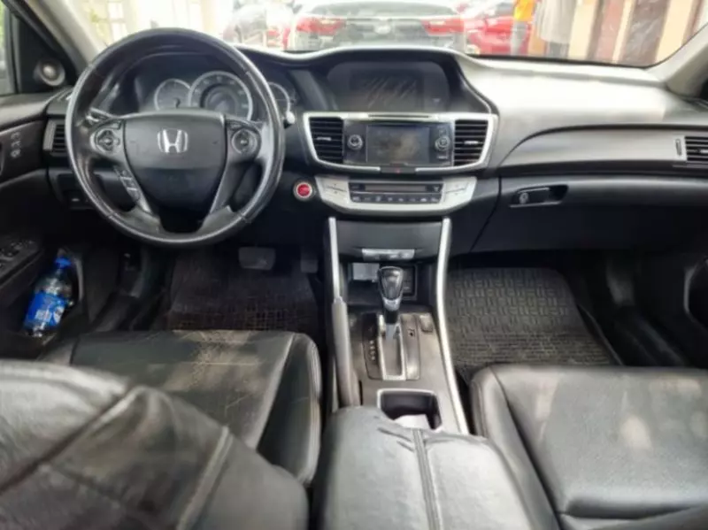 Honda Accord   - 2013