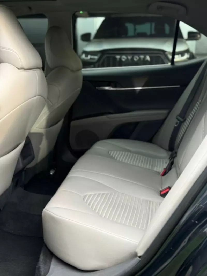Toyota Camry   - 2019